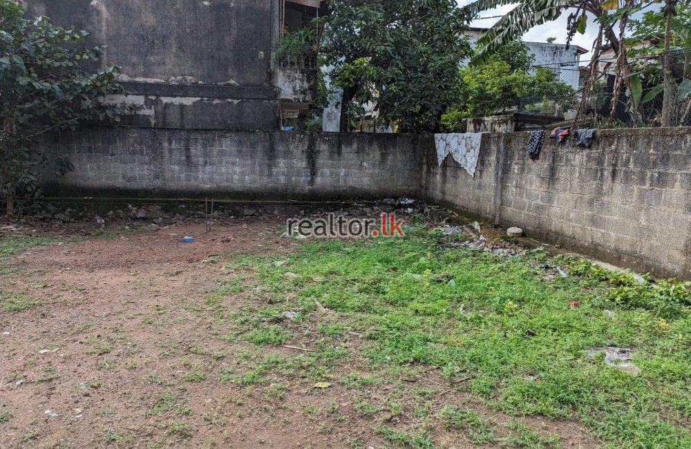 Land For Sale At Pagoda Nugegoda