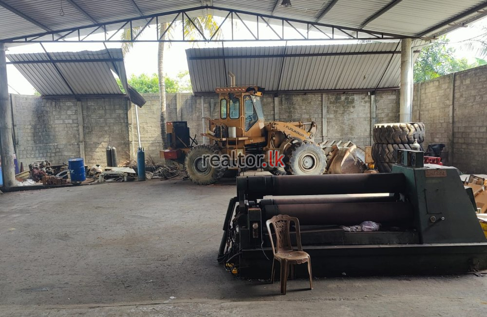 Warehouse For Rent At Gonahena Kadawatha