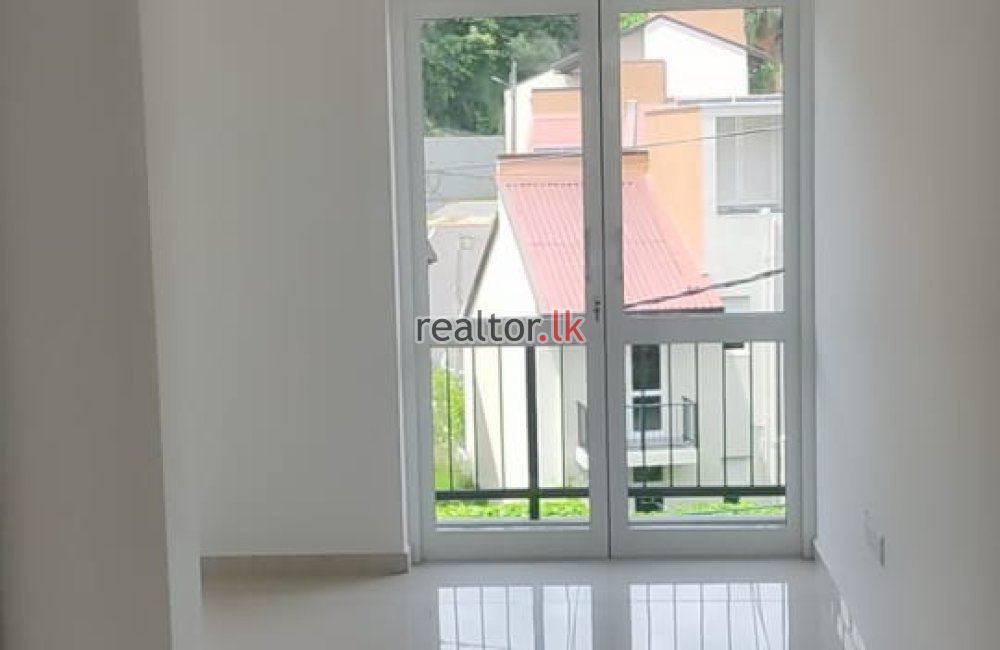 House For Sale At Waterfall Residencies Malabe