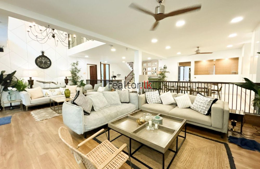 Luxury House For Rent At Wijerama Mw Colombo 07