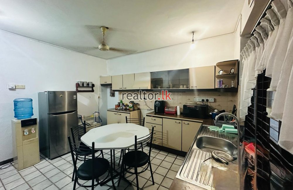 Two Storey House For Sale In Colombo 05