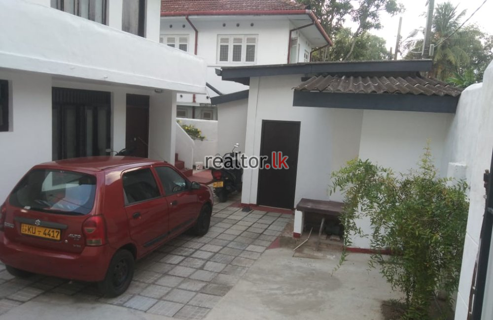 House For Sale In Borella Colombo 08