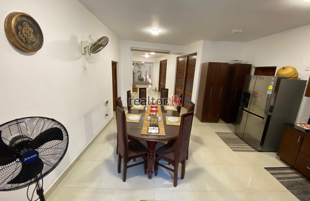 Luxury House For Sale In Nawala Koswatte