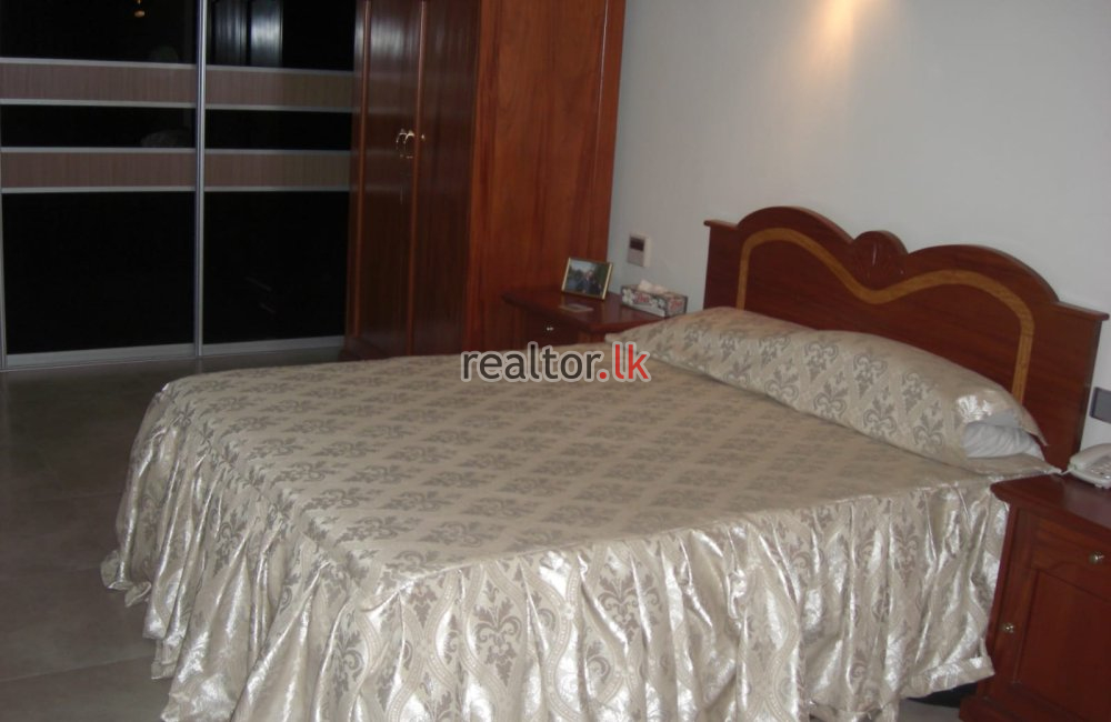 Three Bed At Iceland Residencies Colombo 03