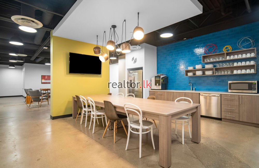 Office Space in Regus Paramount Tower