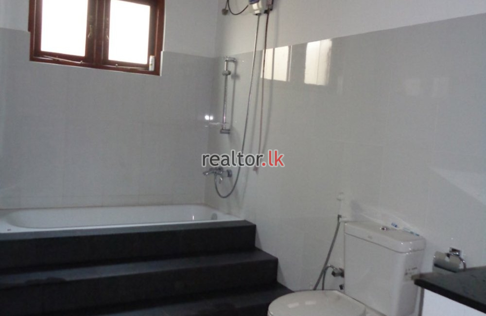 House For Rent At Gurudeniya Town