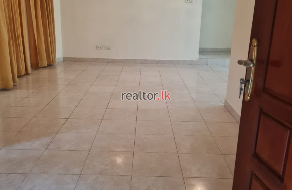 Three Story House In Indrajothi Rd Ratmalana