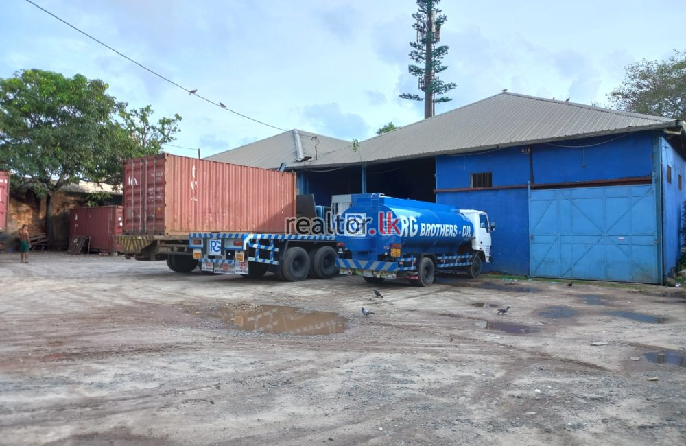 Warehouse For Sale In Peliyagoda