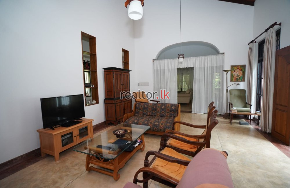 Lansigama Colonial House For Sale