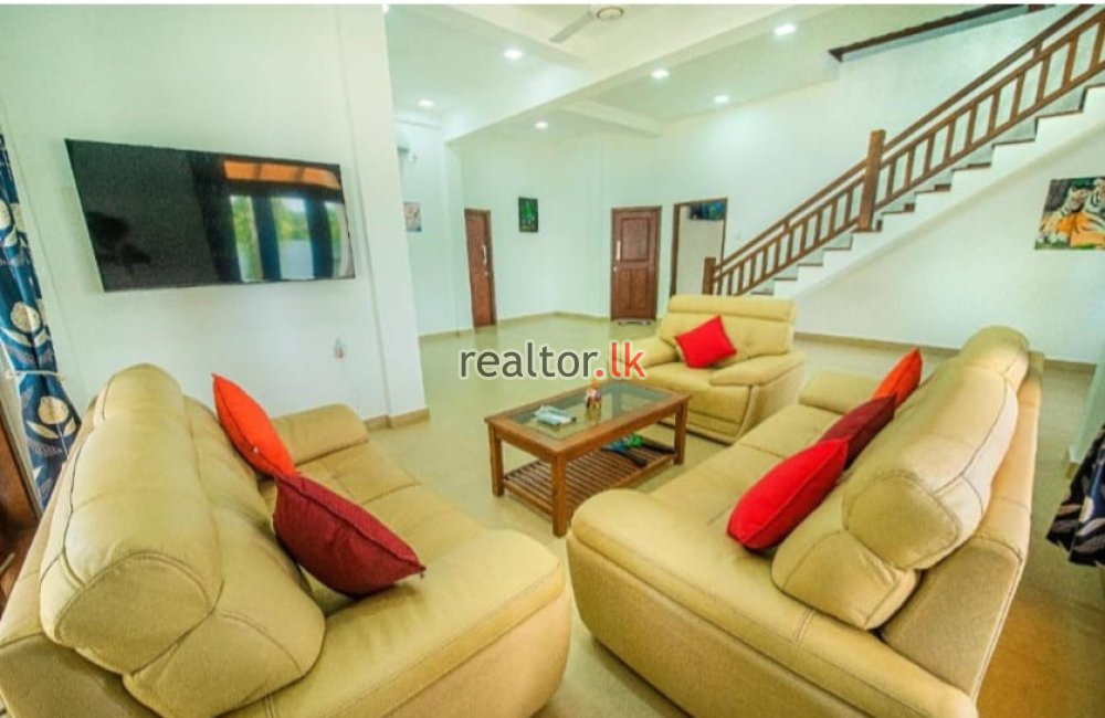 Villa For Sale At Uragaha Rd Kosgoda