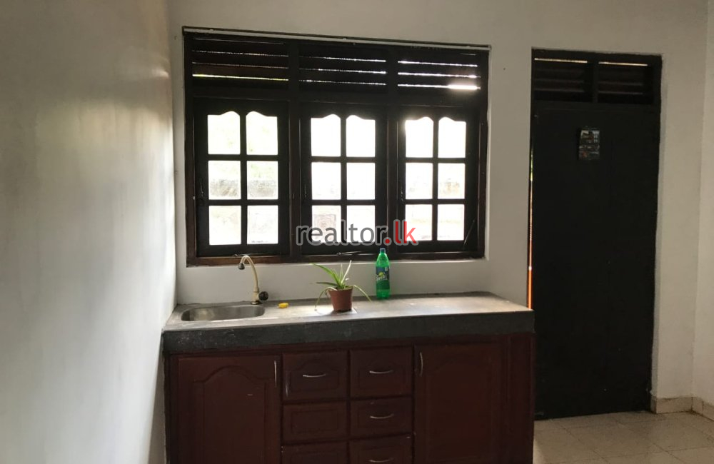 House For Rent In DM Colombage Mw Colombo 05