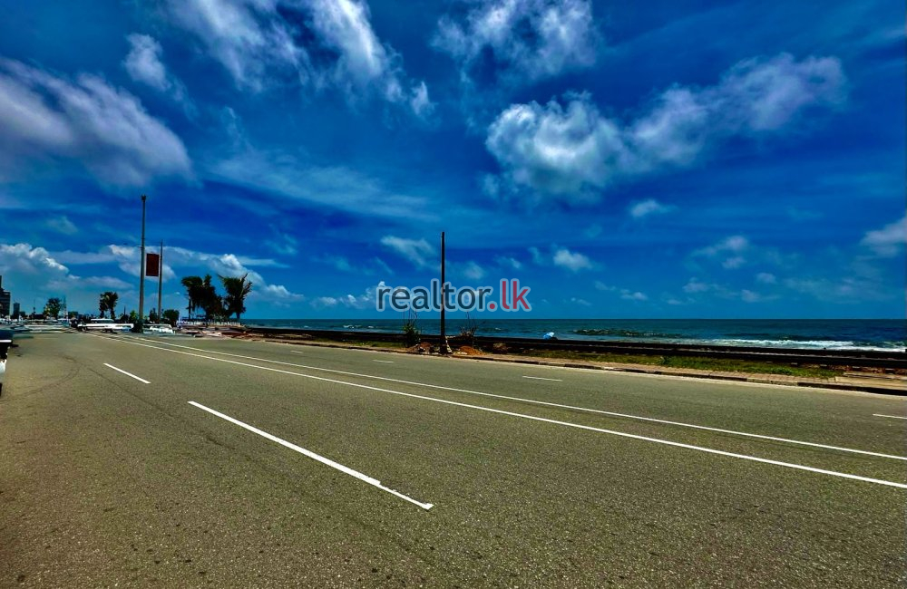 Marine Drive Facing Land for Sale In Colombo 3