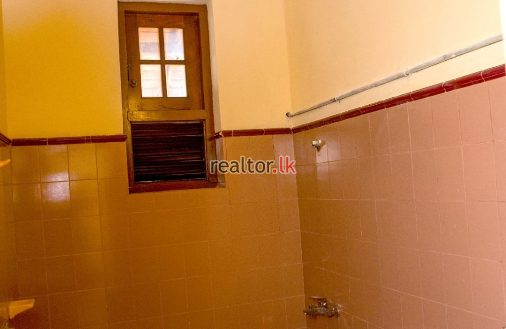 School Lane Nawala House For Sale