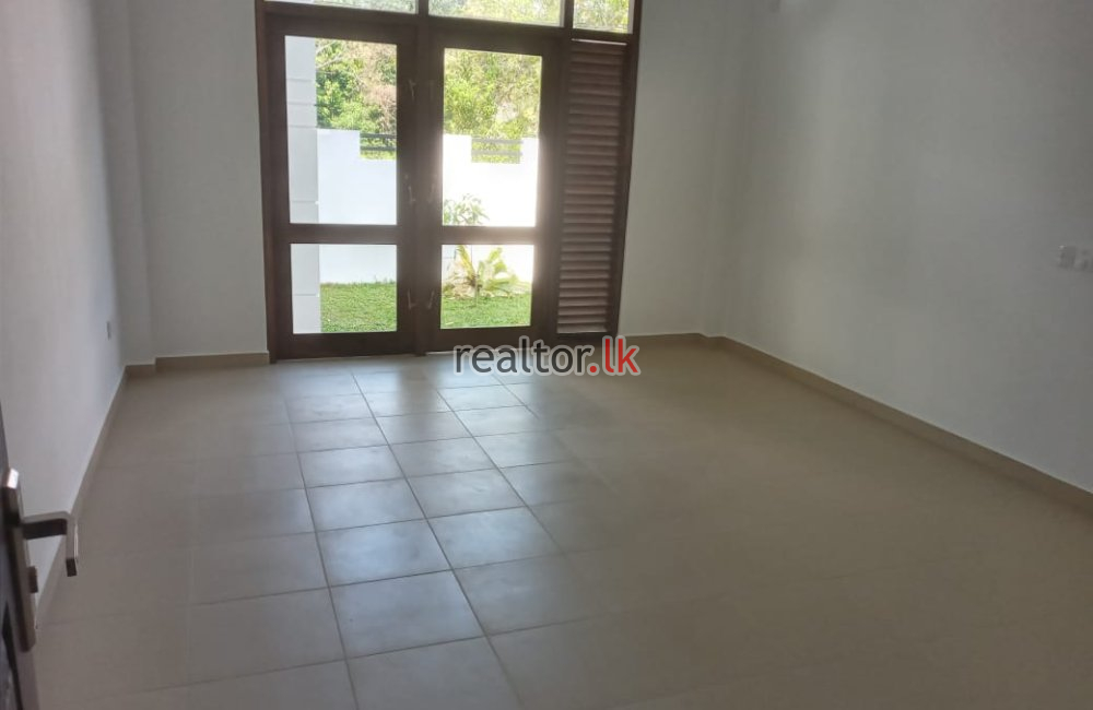 Off Udumulla Road House For Sale