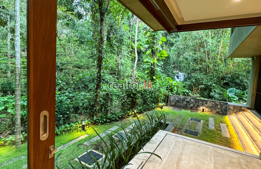 Newly Built Luxury Villa For Sale In Kiriella