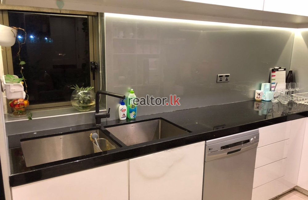 Luxury One Bed Duplex At Capitol Residencies