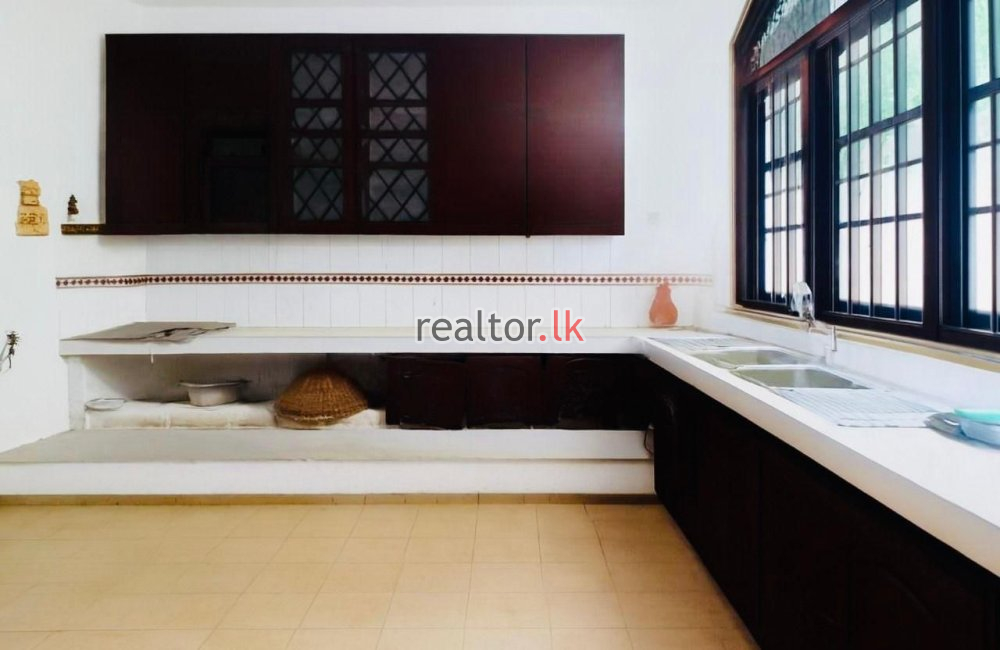House For Sale In Kalapaluwawa Rajagiriya