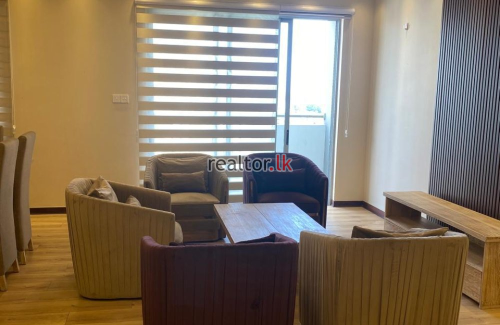 Luxurious Three Bed Apartment For Rent In On320