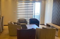 Luxurious Three Bed Apartment For Rent In On320
