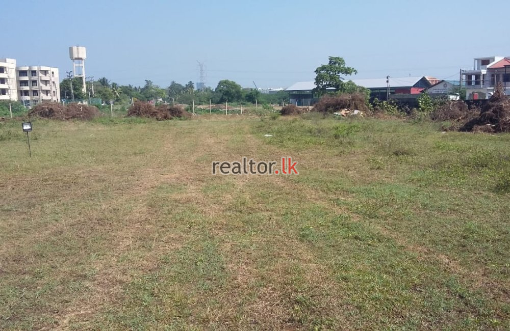 Facing Seevali Lane Borella Land For Sale