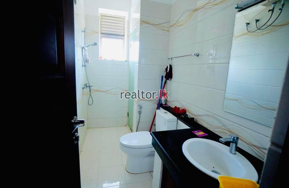 Duplex 3 Bed Apartment For Rent In Colombo 03