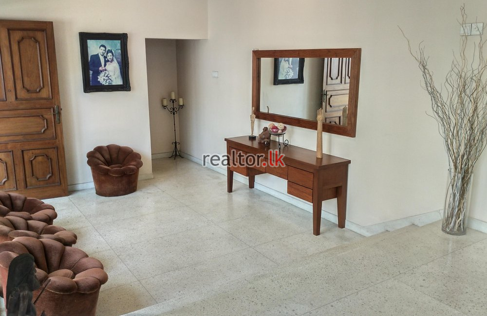 Luxury Five Bed House For Rent In Colombo 05