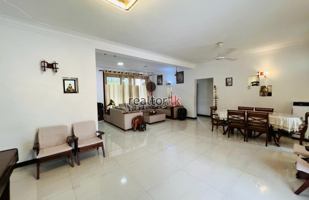 Two Storey House For Rent At Udahamulla Nugegoda