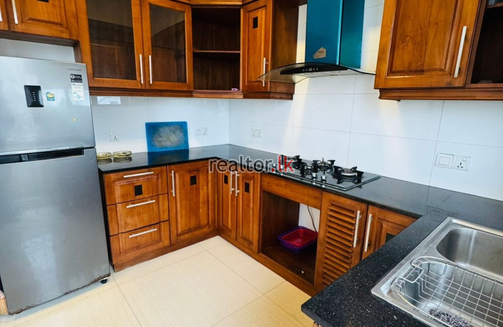 Three Bed For Rent At Melbourne Ave Colombo 04