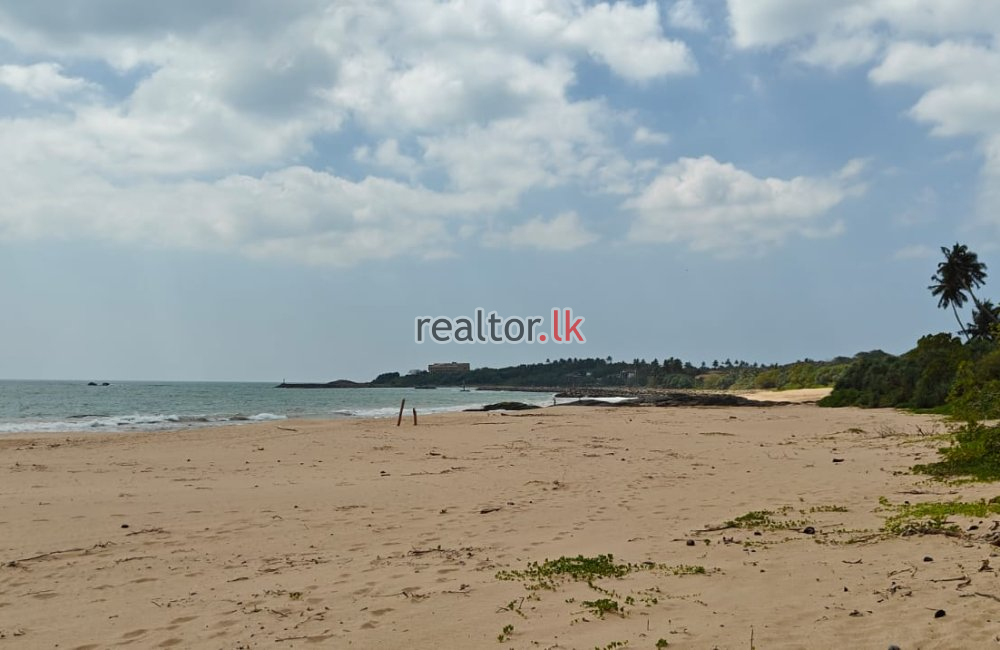 Scenic Beachfront Land For Sale In Tangalle