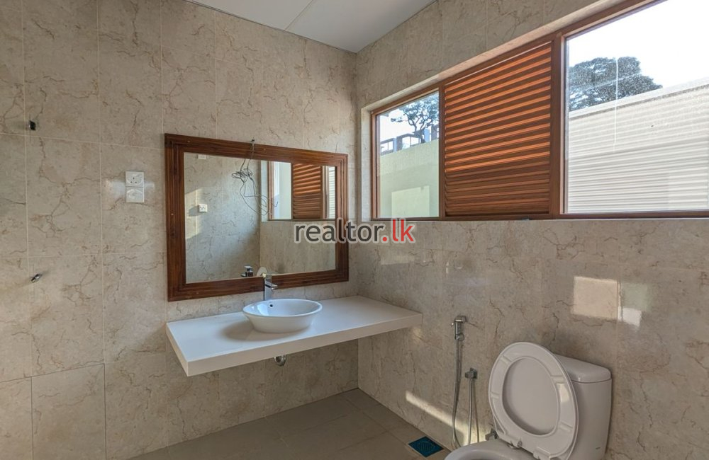 Newly Refurbished House for Rent in Colombo 7