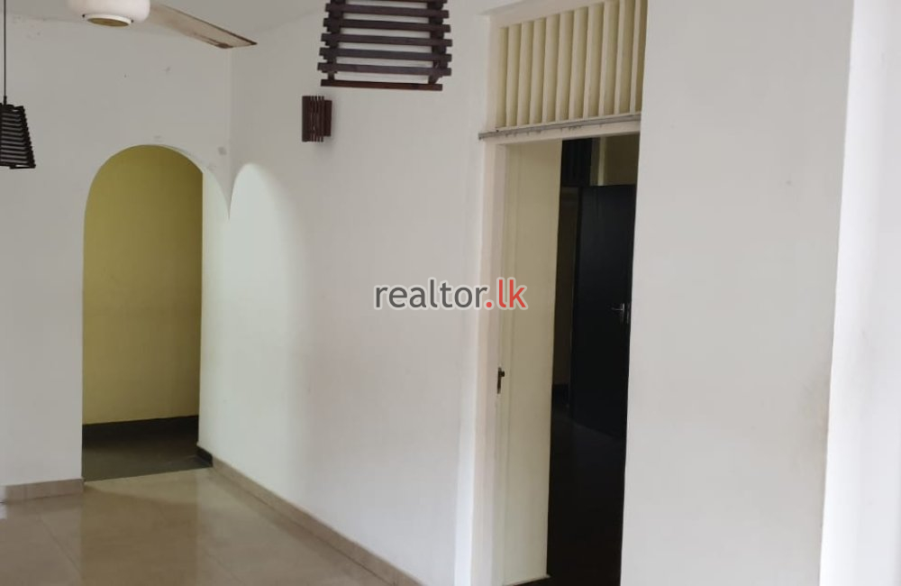 House For Rent At Galle Rd Wellawatta