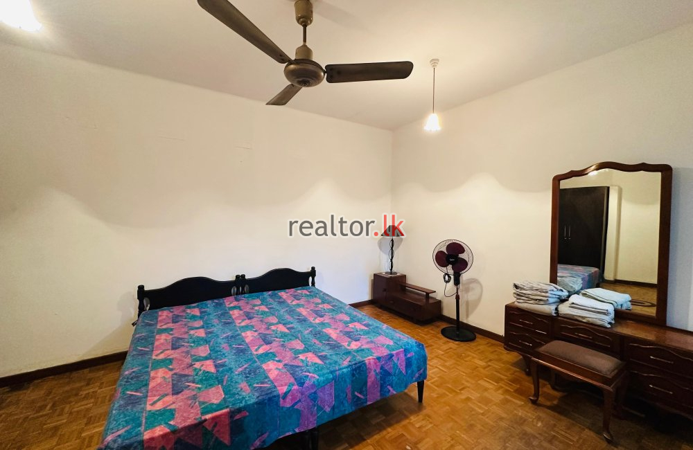 Three Bed Apartment For Rent In Colombo 05