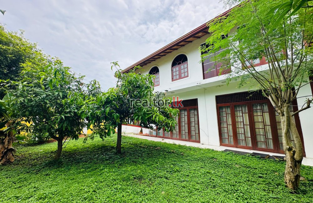 Two Storied House For Sale In Ratmalana