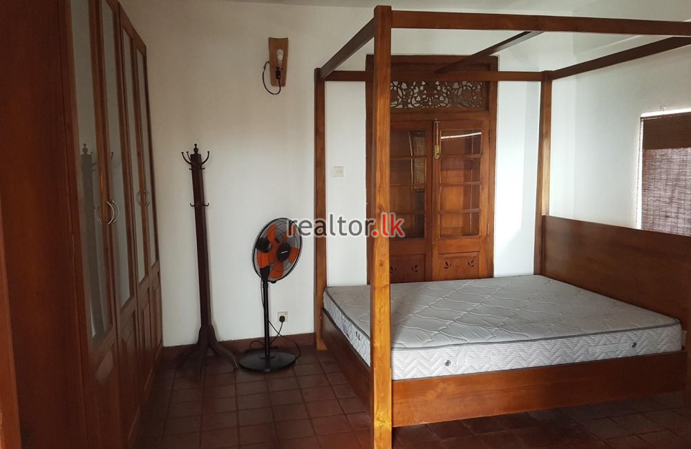 Spacious Two Bed Apartment For Sale In Colombo 03