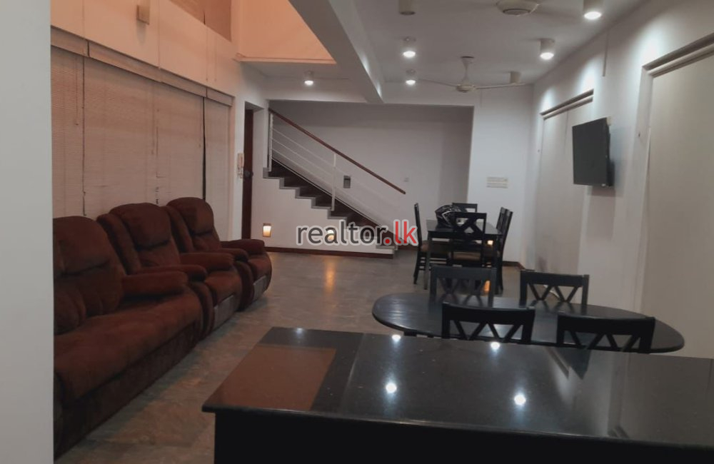 Luxury House For Rent At Thalawathugoda