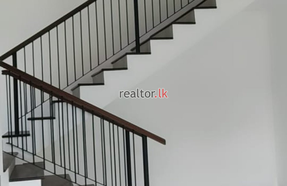 House For Sale At Waterfall Residencies Malabe