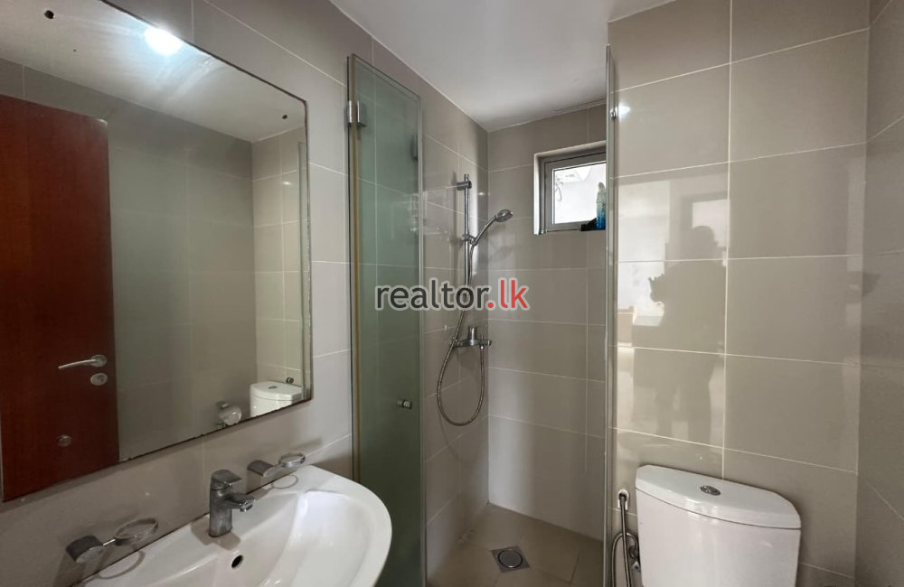 Apartment for Rent in On 320 Colombo 02