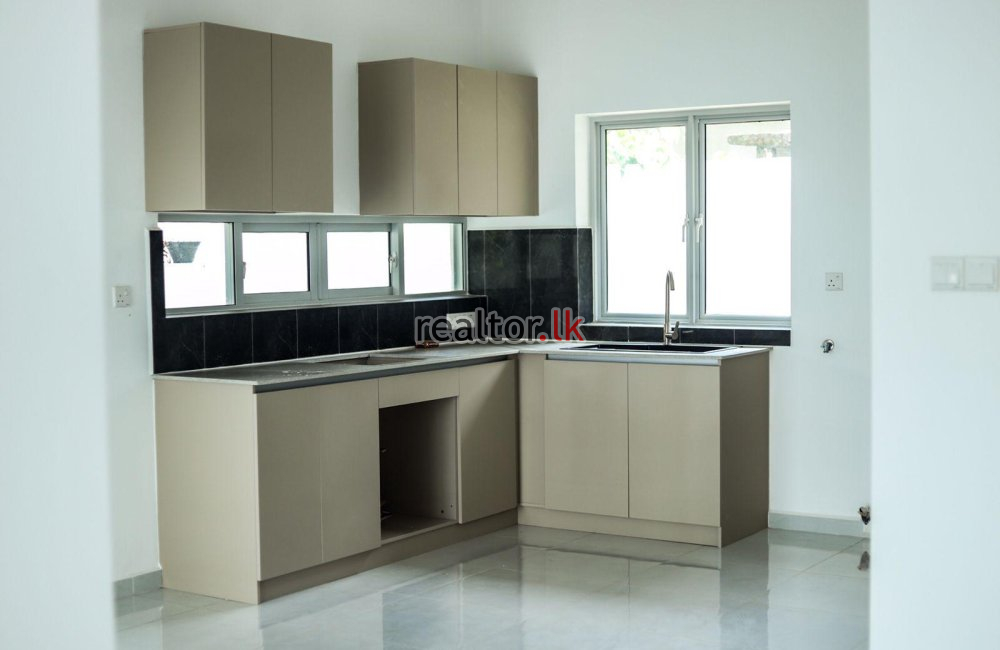 Santorini Dreams House For Sale In Negombo