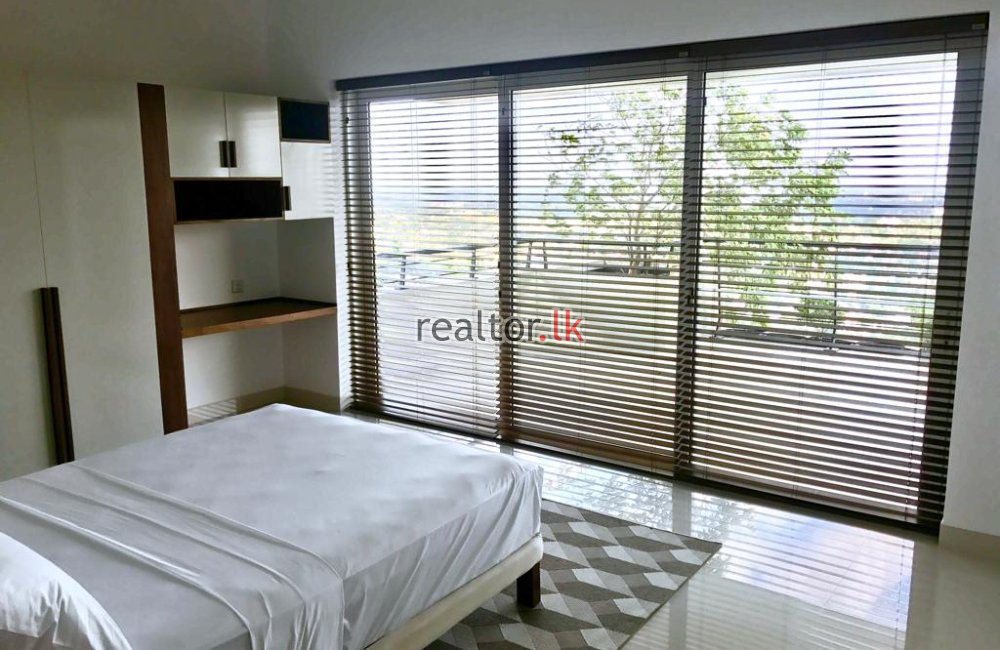 Three Bed Apartment At Clearpoint Residences