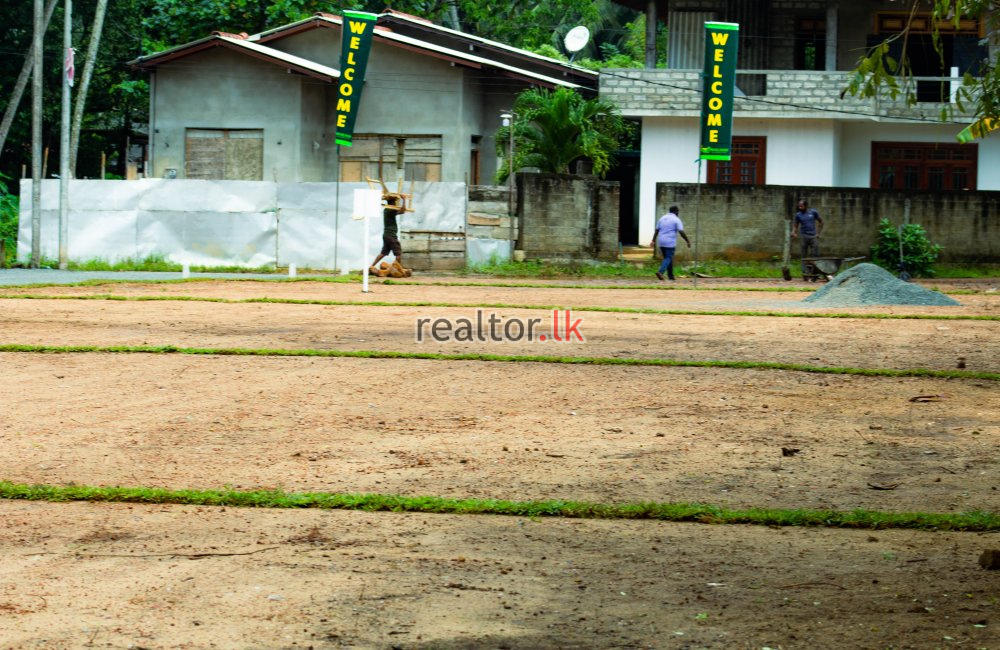 10P Land For Sale At Katukurunda