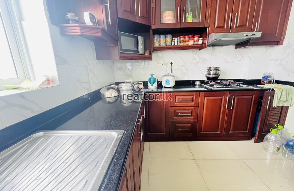 3 Bedroom Apartment for Rent in Colombo 06