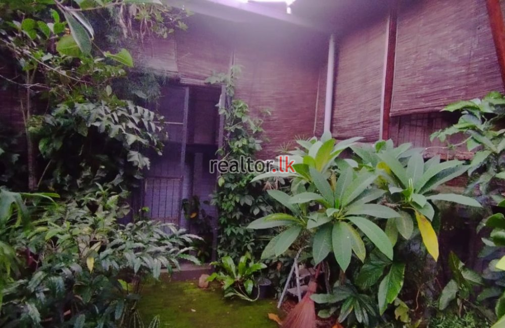 Villa For Sale At Sri Nanda Mw Rajagiriya