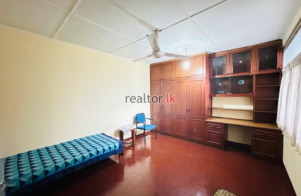 Four Bed Apartment For Rent In Colombo 05