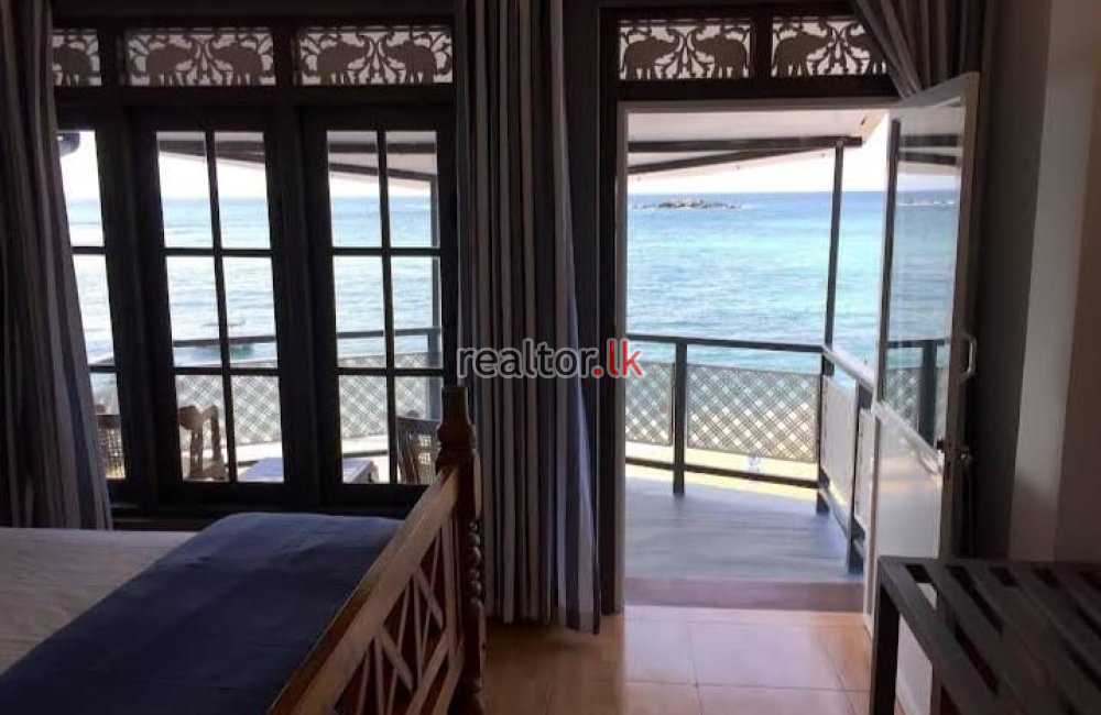 Beachfront Villa For Sale At Unawatuna