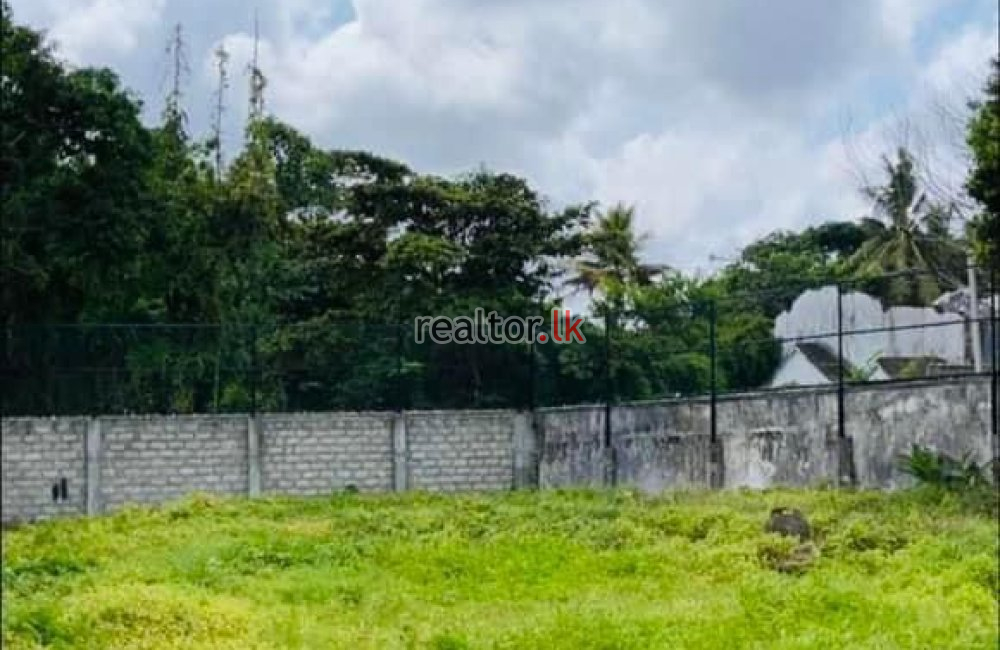 Land For Sale In Baseline Road Colombo 06