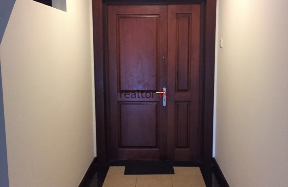 Golf Wing Three Bed For Rent