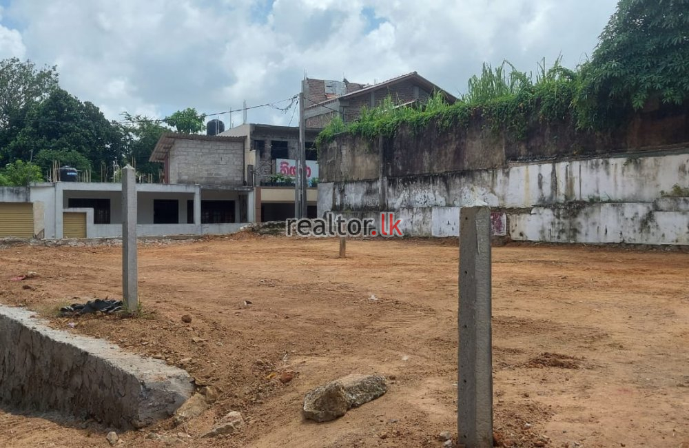 Residential Land For Sale At Thalawathugoda