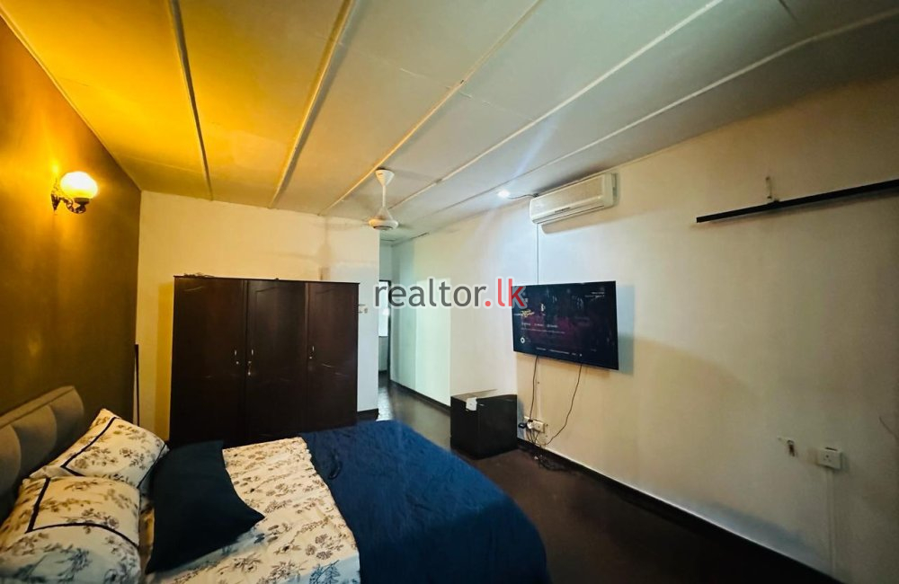 Two Storey House For Sale In Colombo 05