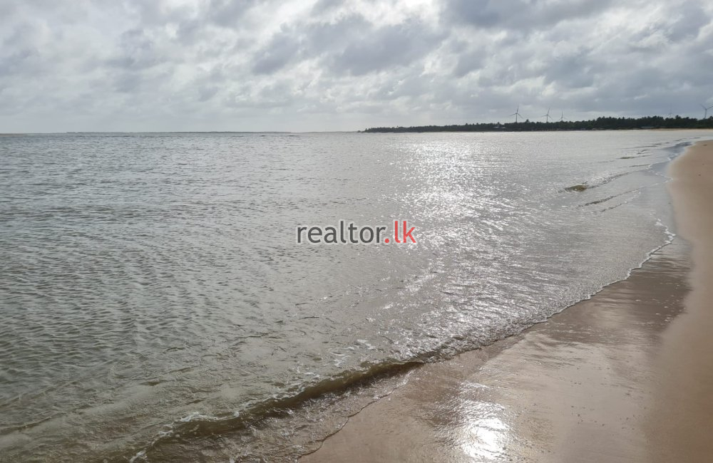 Beach Front Land At Kalpitiya