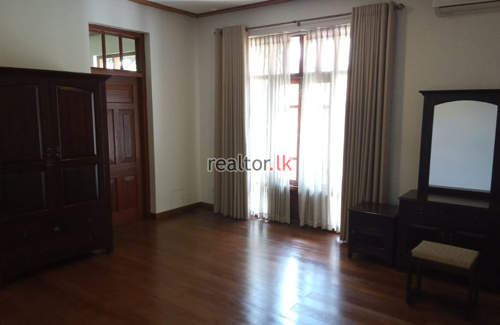 Jawatte Avenue House For Rent